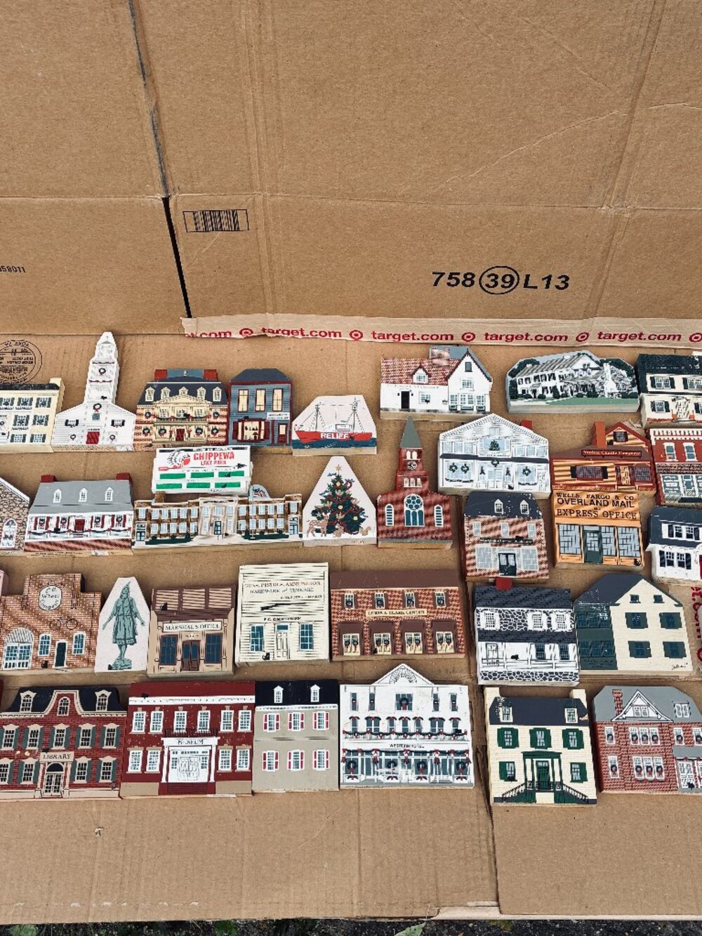Cat's Meow Village Wooden Building Lot Historical Houses Shelf Sitters Vintage